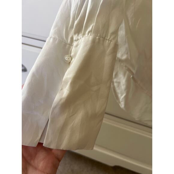 BR Banana Republic The Everyday 100% Silk Shirt Button Up Blouse Satiny Size XXS - Picture 7 of 8